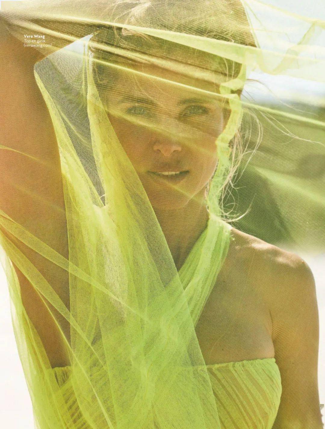 "雷神"之妻,又美又飒!_埃尔莎·帕塔奇