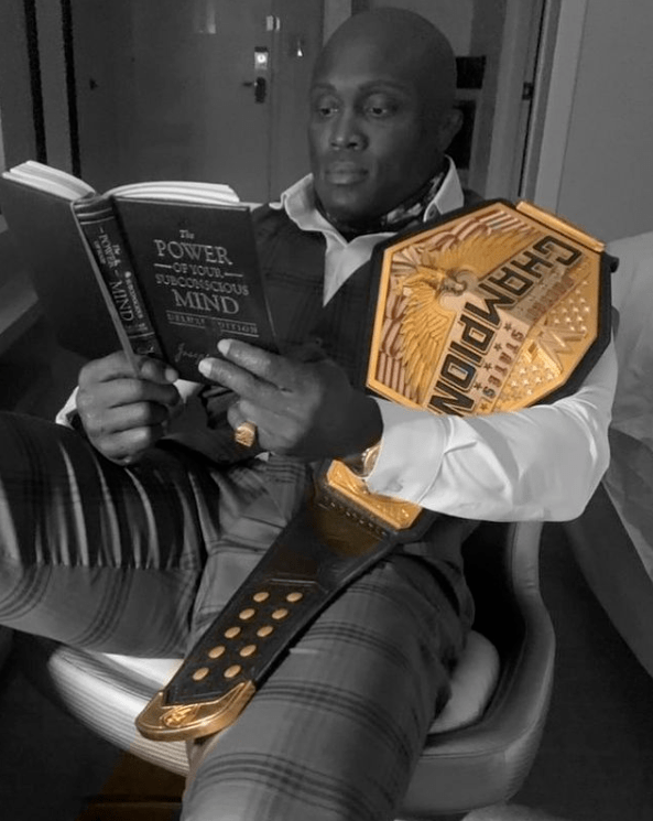 鲍比·莱斯利最帅ins十张照片