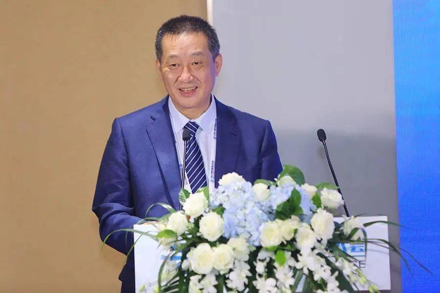 吴新宝副院长本次论坛汇聚了众多医疗,工程,产业,管理专家的智慧