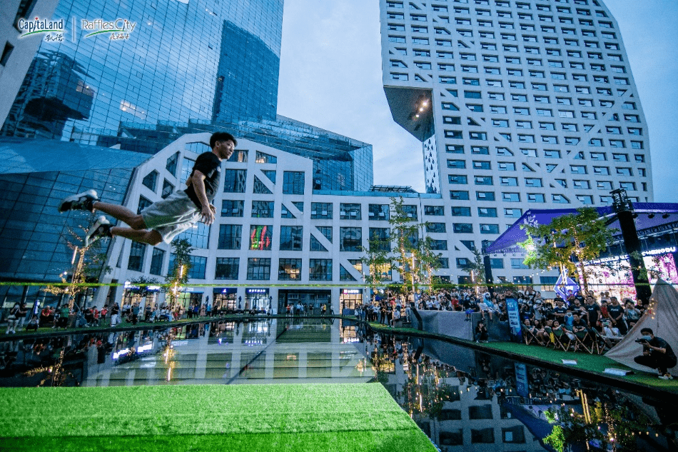 来赴世界成都来福士9周年庆焕新升级让世界遇见成都