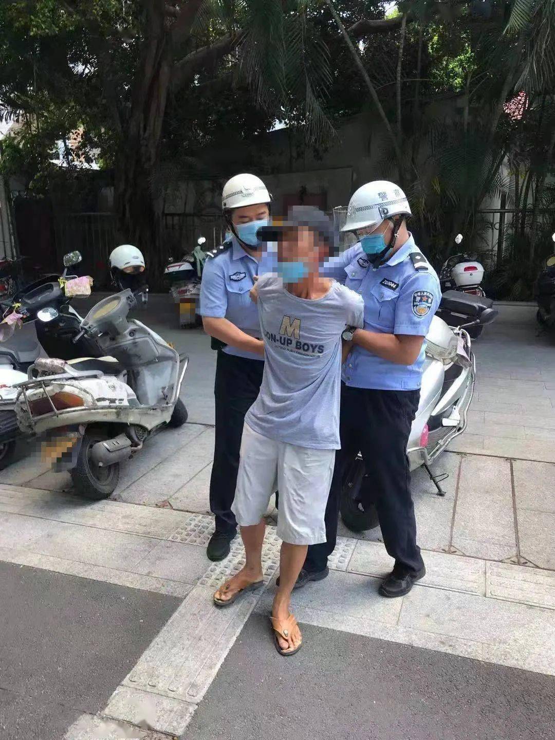 在六十米,2男子被抓!