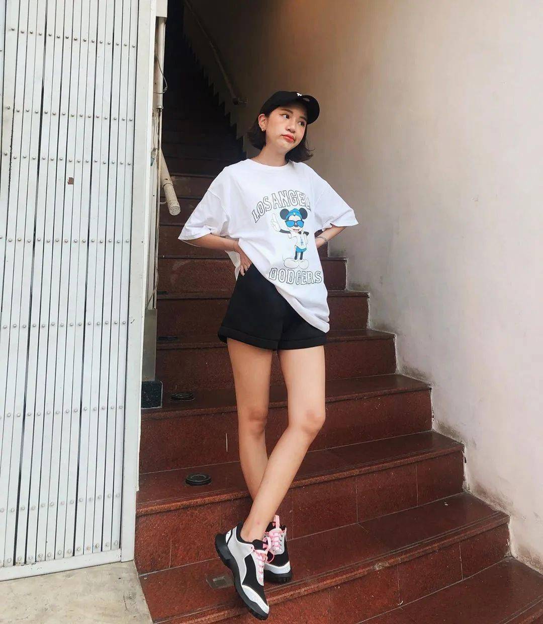 真香|老爹鞋“丑爆”？，但她们都在抢着穿，个性又时髦！