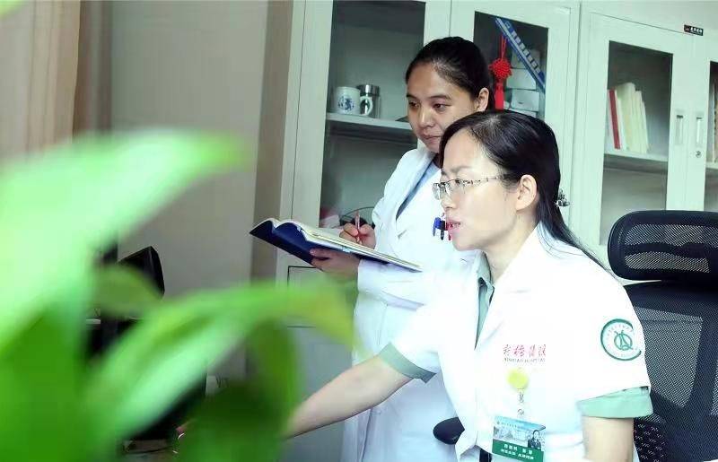 李荣荣|新桥医院药剂科发表SCI论文10.479分