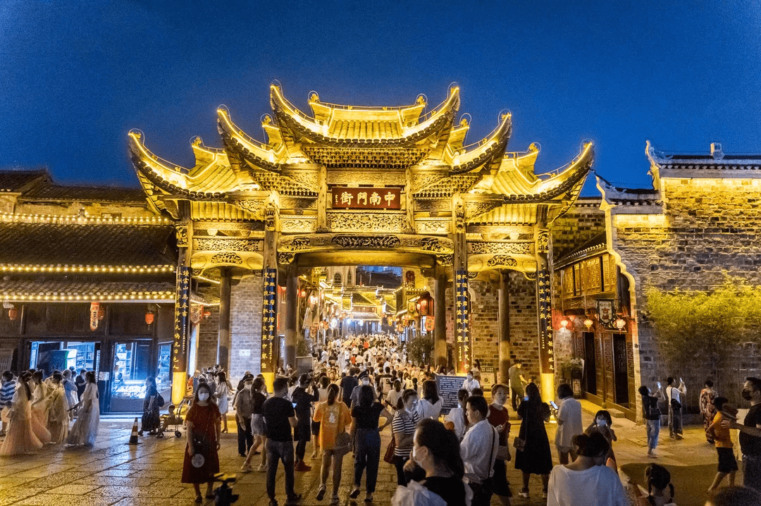 看这就是让人心心恋恋的中南门