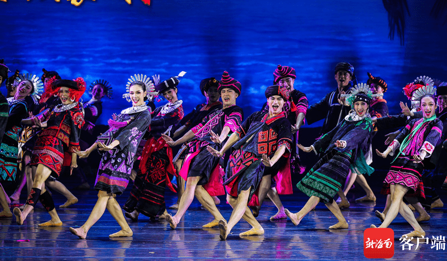 百年百部传统精品复排计划重点扶持作品上演原创舞蹈诗黎族家园验收