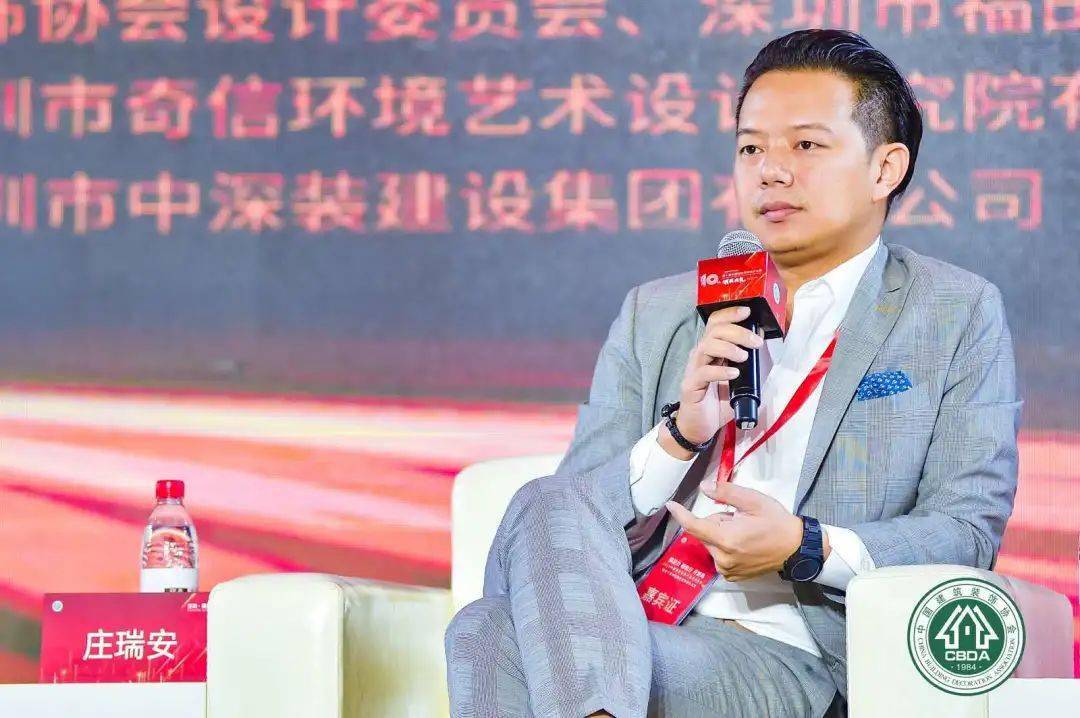 有限公司创始人,设计总监 魏雪松厦门辉煌装修工程有限公司设计总监