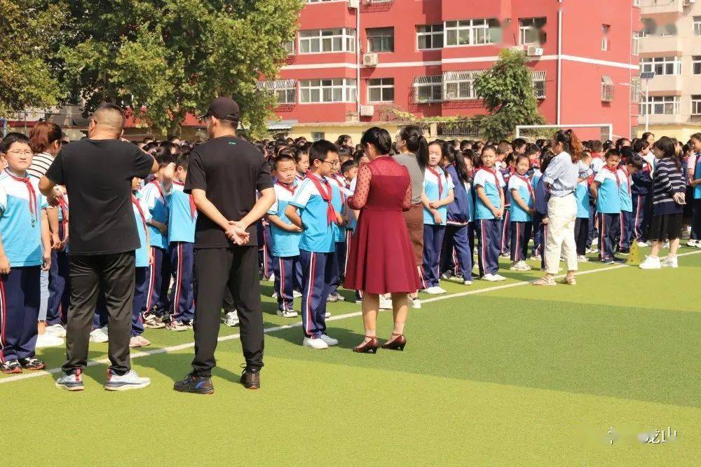 平阴县龙山小学姜宗良图片