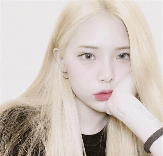 大舅子的老婆mystic已经与jintimo分开了,因为当初mysti