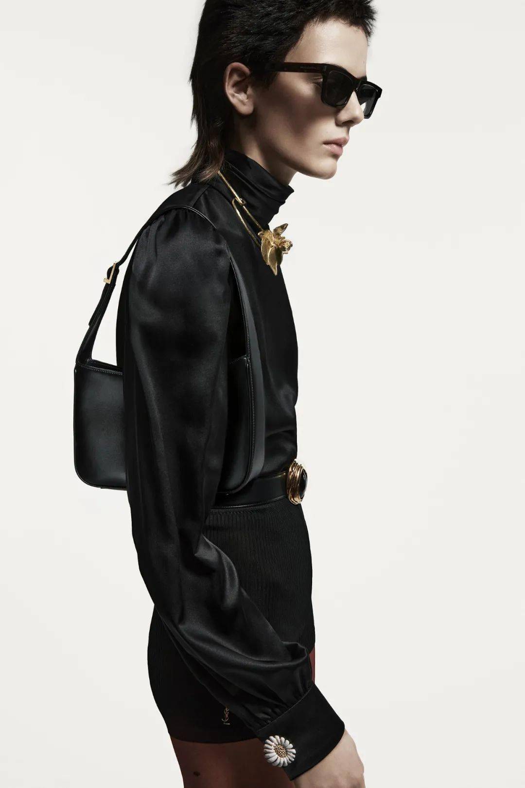 马鞍|如果这个秋天只能买一款包 我选宋祖儿身上这只