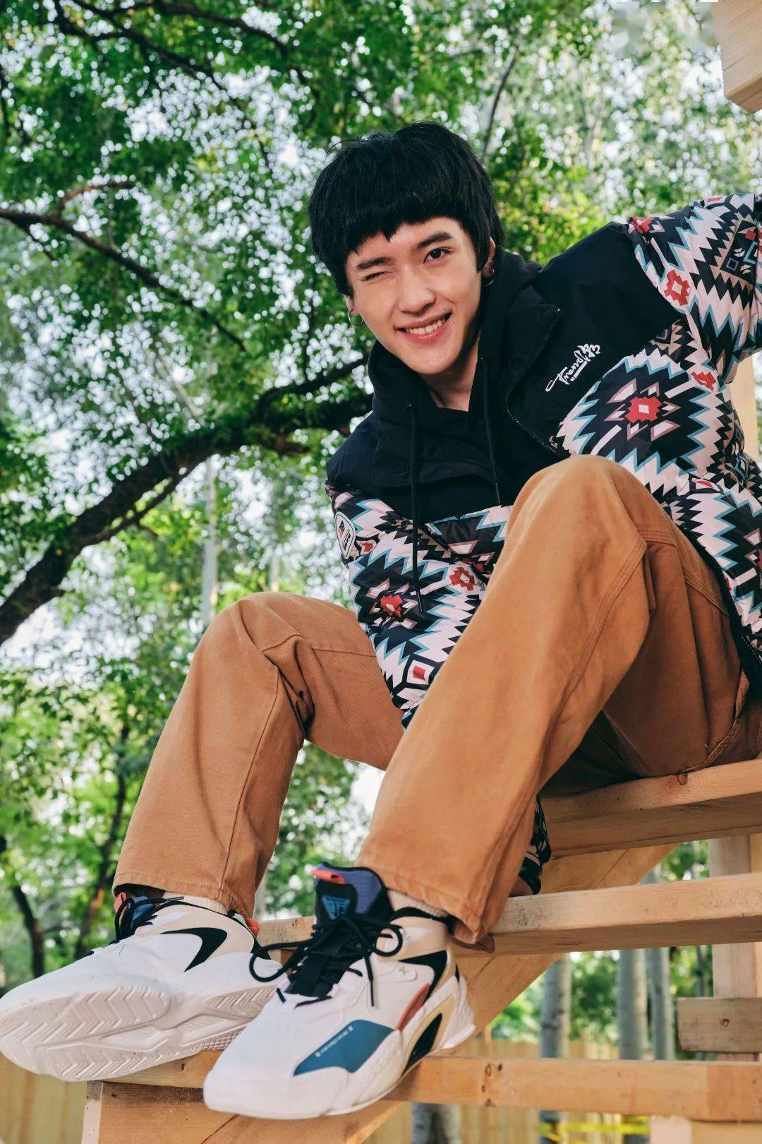 文化|勇闯高「峰」，特立独「行」——它如何抓住Z世代的心？