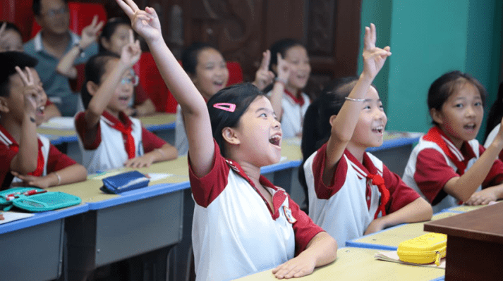 为了让学生学会更好地调节自己的情绪,了解情绪产生的原因,9月15日