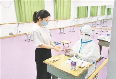 怎么在学校变干净 727a1503ebb94334899edab18fe31f74.jpeg