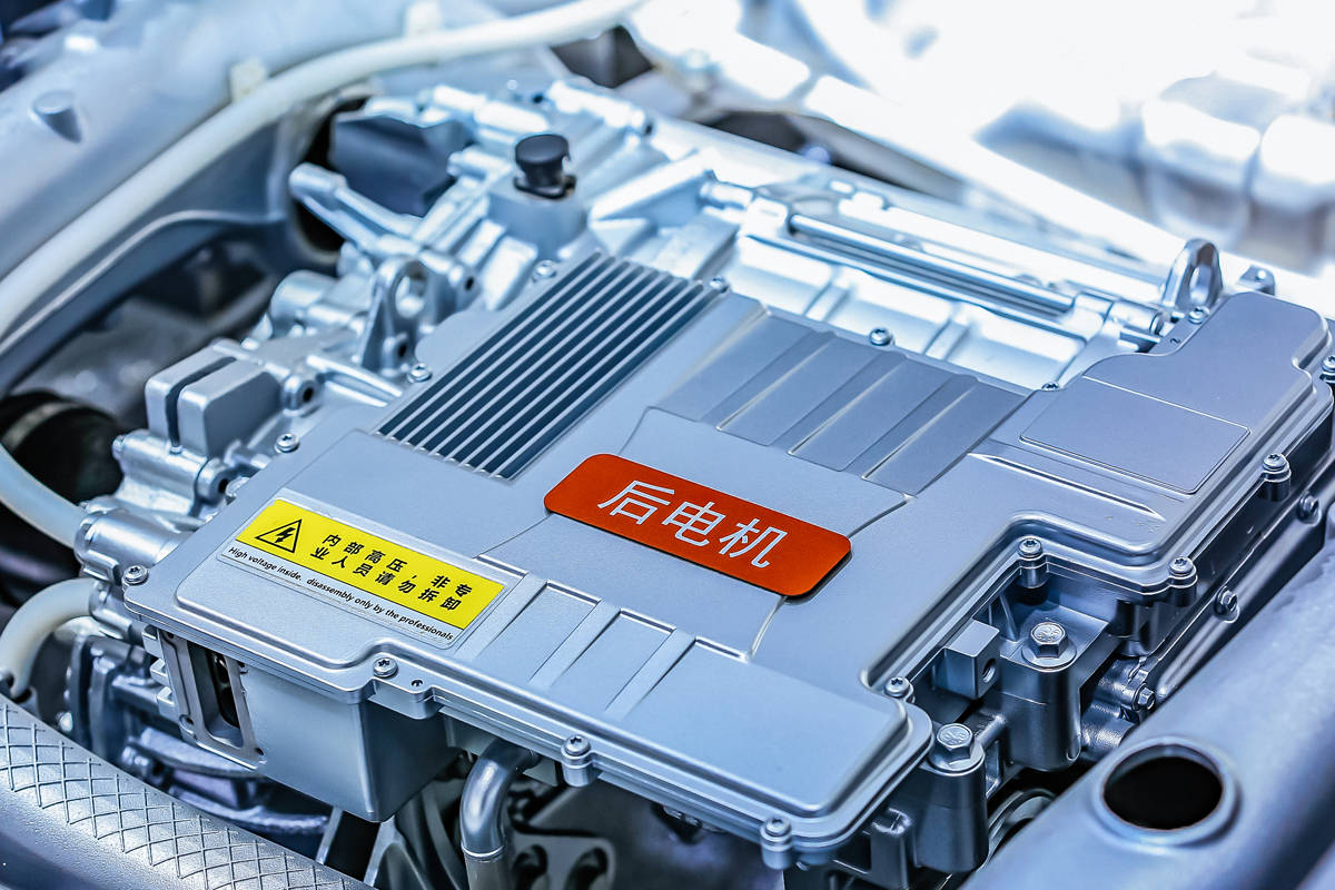 试驾30万元级suv岚图free