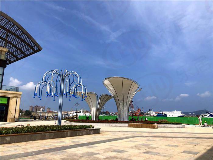 多图直击烟台芝罘湾广场,雏形已现,文和友要来了?