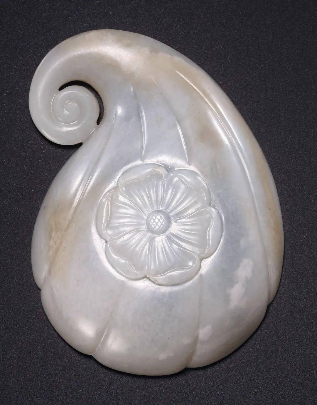 保利深圳拍卖:一波清宫玉雕重器选萃_清代