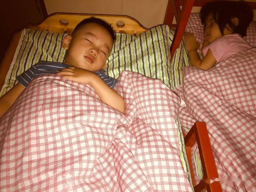 活动|镇安县幼儿园开展小班幼儿开学活动