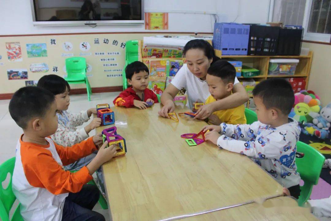 活动|镇安县幼儿园开展小班幼儿开学活动