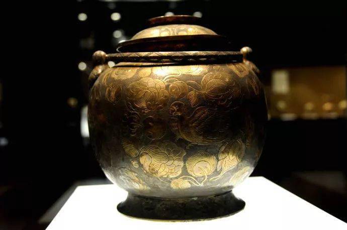 花舞大唐春陕西历史博物馆藏何家村瑰宝