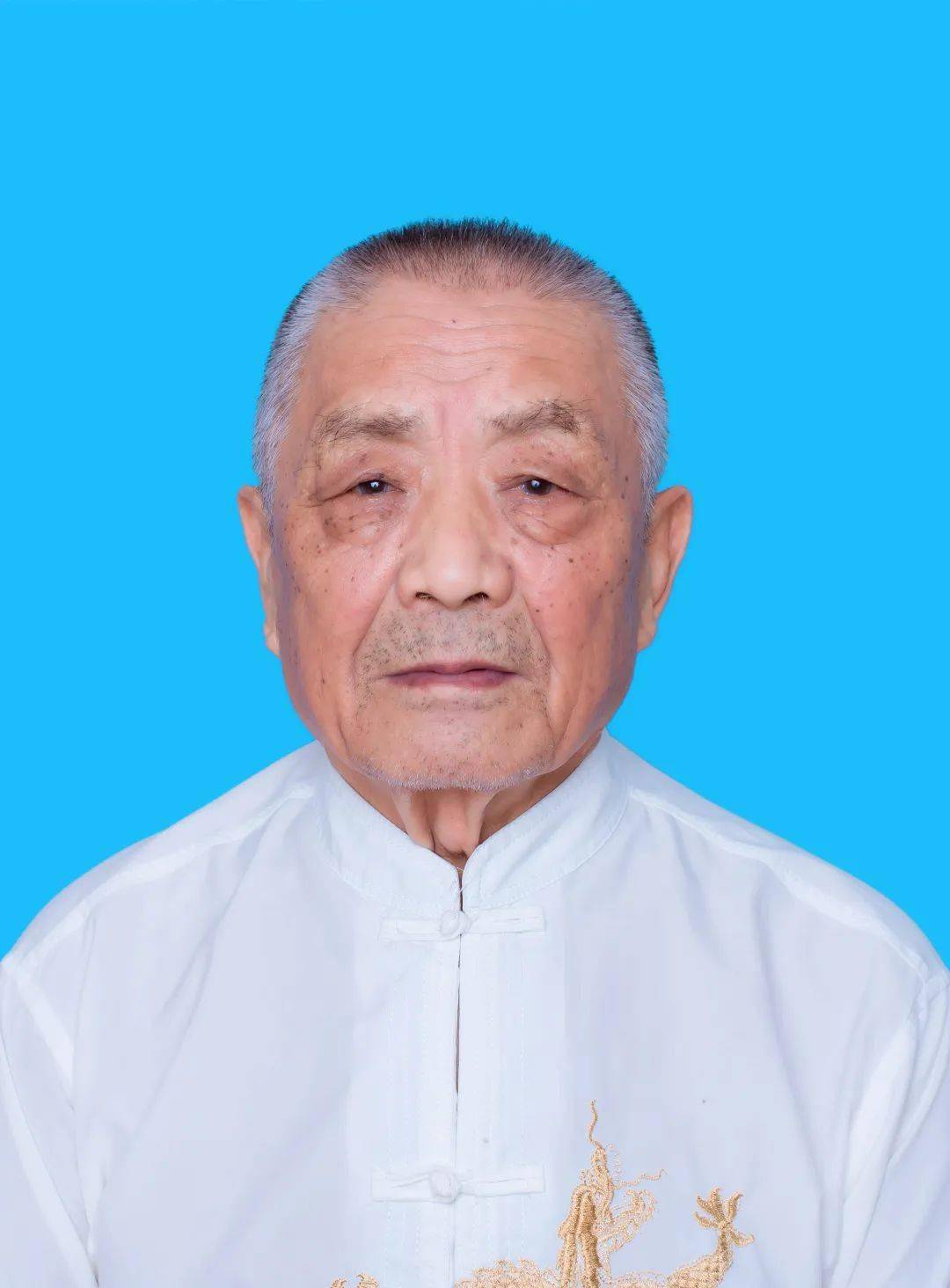 孔存朴:8旬老人用一生演绎血脉情深孔存朴,男,汉族,1941年9月生,中共