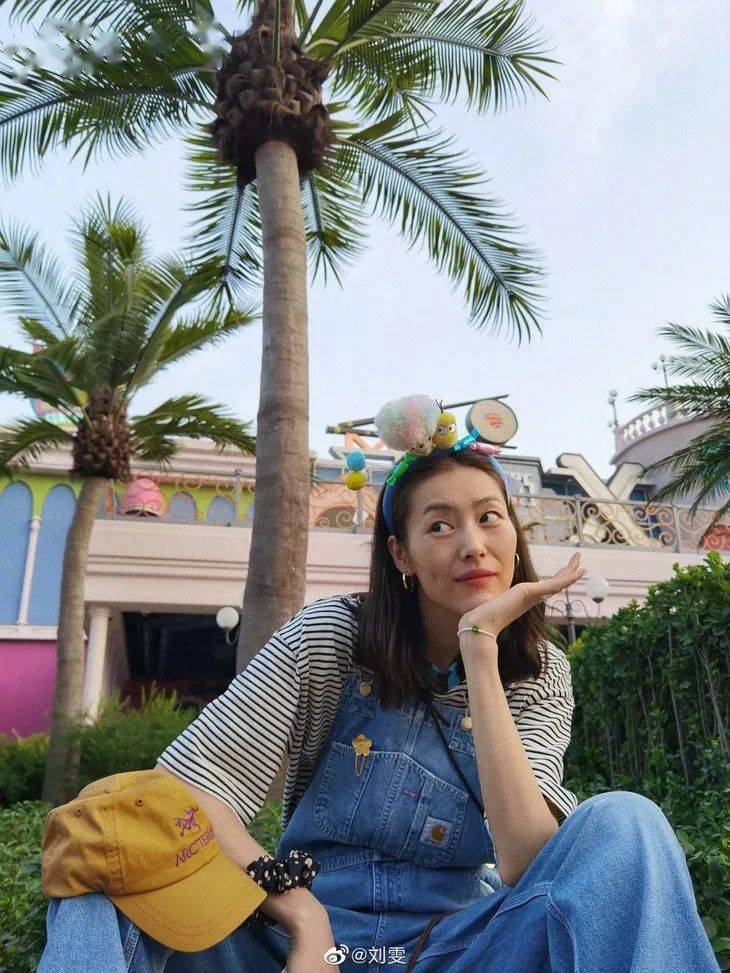 毛衣|下周穿什么 | 跟女明星学做环球影城最靓的仔!