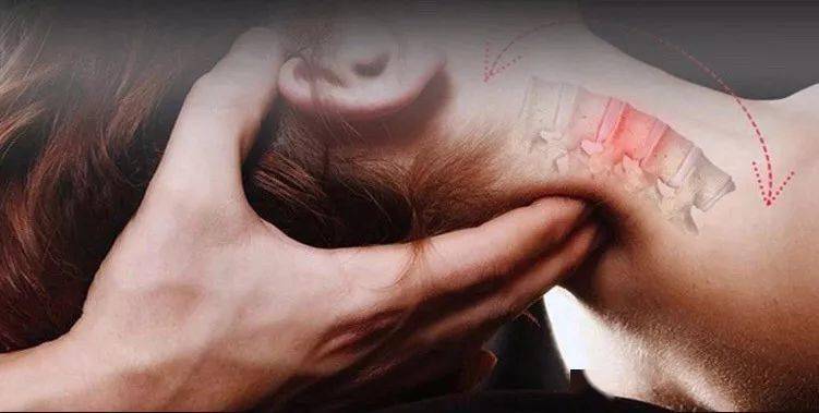 颈椎|头晕恶心手麻原来是颈椎出了毛病！睡它，30分钟缓解酸痛，1个月连血压都降了