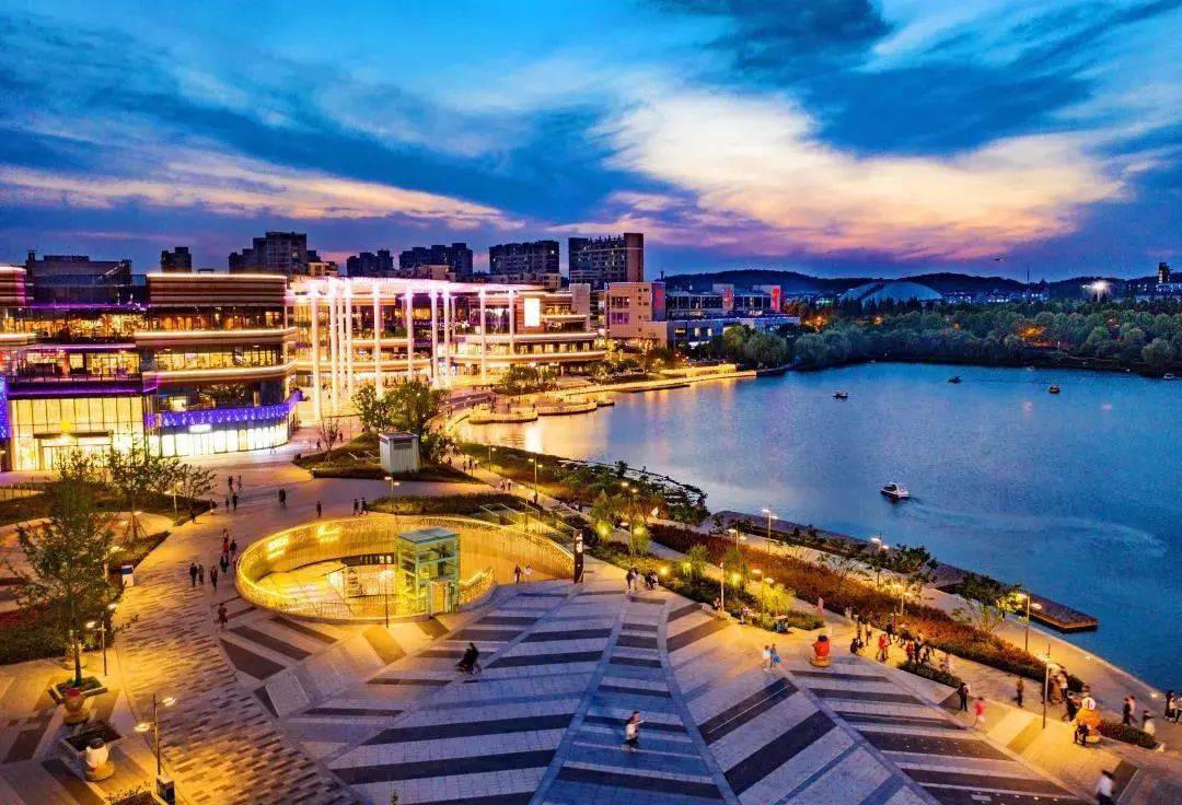 来源:仙林街道,南京日报关于《南京房协买房卖房服务中心》/南京房