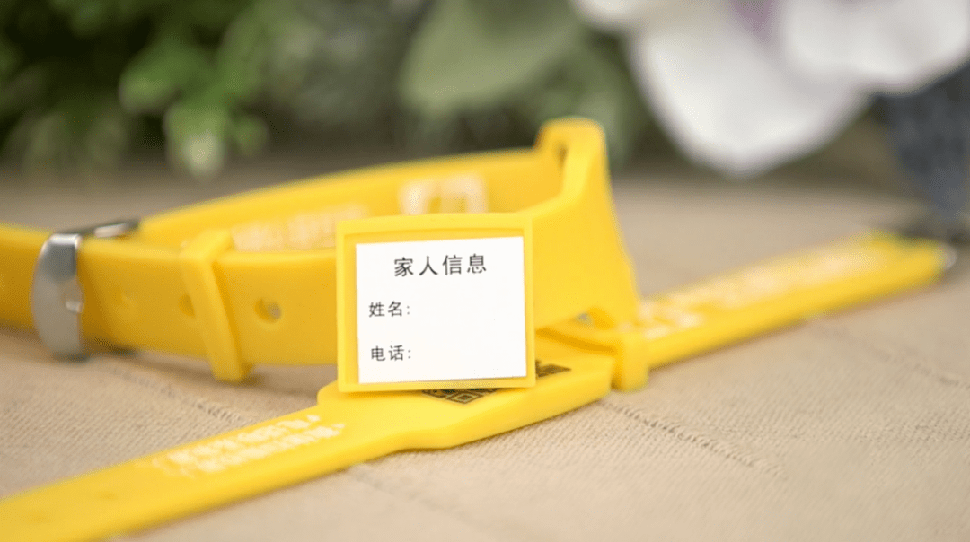 af99cc06e1bd4cc0a3bb904c74050e40.png