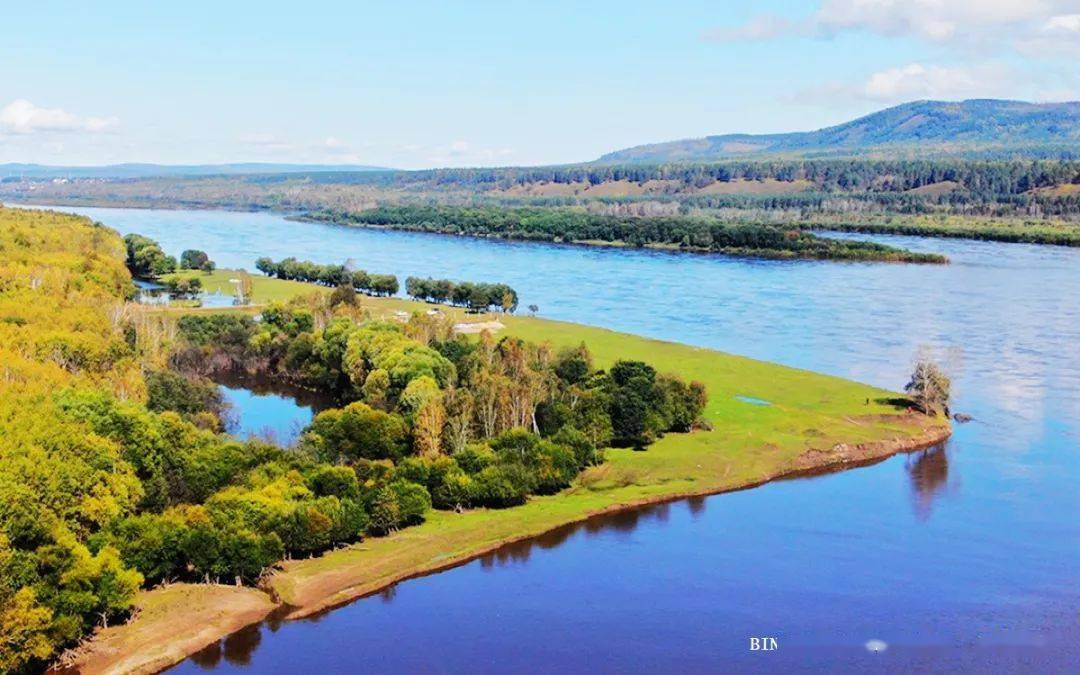 越往北越美神州最北半岛最北草场最北的美丽乡村