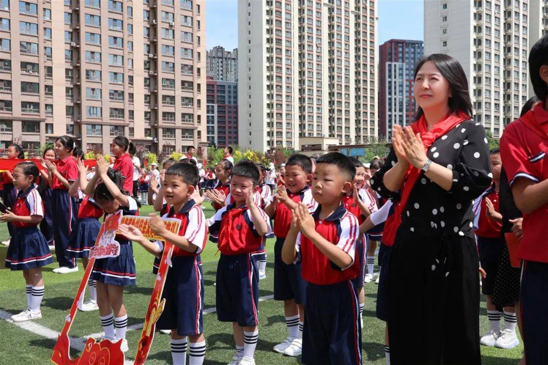 东湖|崔晶：“三权下放”激活了学校