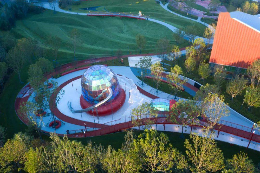 叶形大地艺术长春万科宽城拾光公园