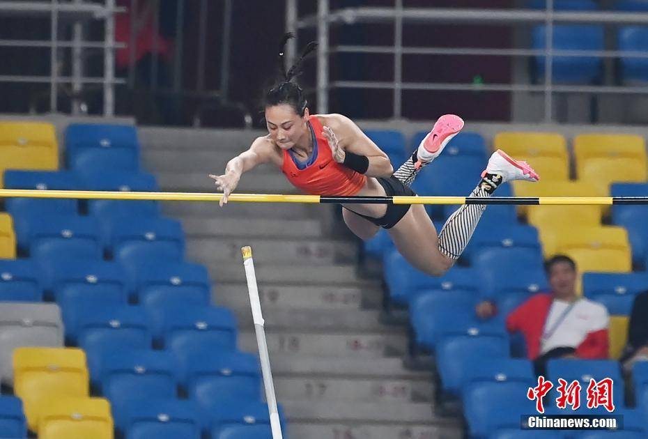 李玲獲全運會女子撐杆跳高冠軍