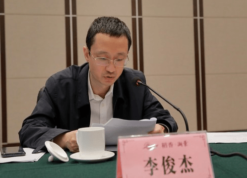 【工作聚焦】海淀区召开2021年区四套班子领导与老领导暑期座谈会