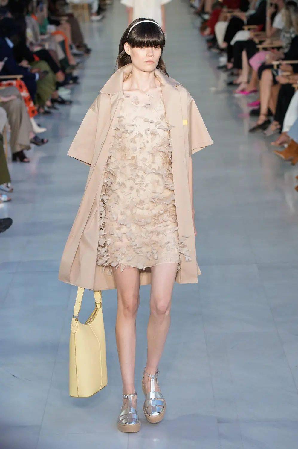2022米兰时装周经典传承maxmara