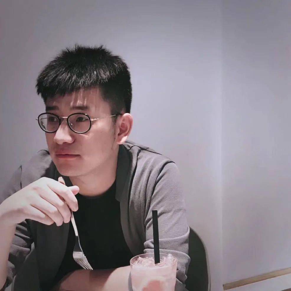 85后理工男用团扇征服赵雅芝大表姐刘雯作品有多美让无数男人汗颜无数