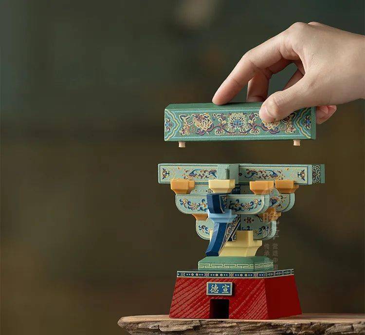 绝了!他用一根木头造美景: 廊下月,悬铃响,檐前雨