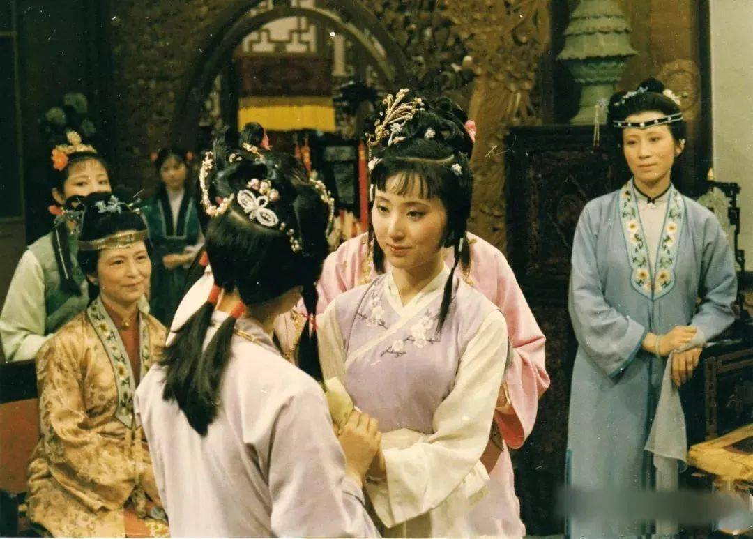 关如是:林黛玉接受了北静王的香珠,结局会不会不一样?