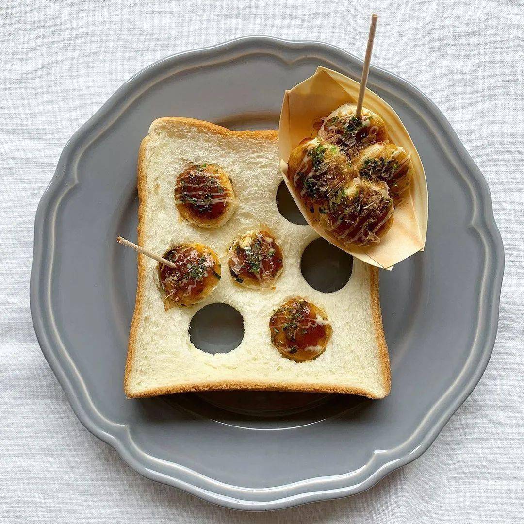 元气满满的一天从搞怪有趣的创意吐司面包开始