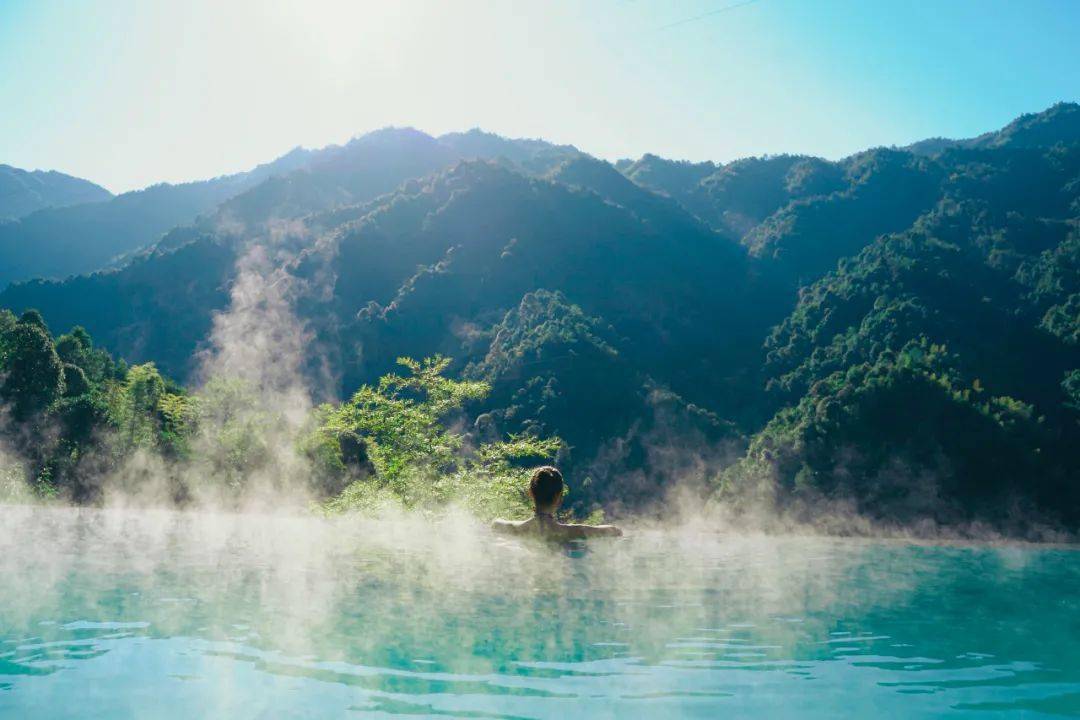 莽山五指峰初秋渐渐来临,打卡网红高椅岭,叹五星莽山森林温泉酒店