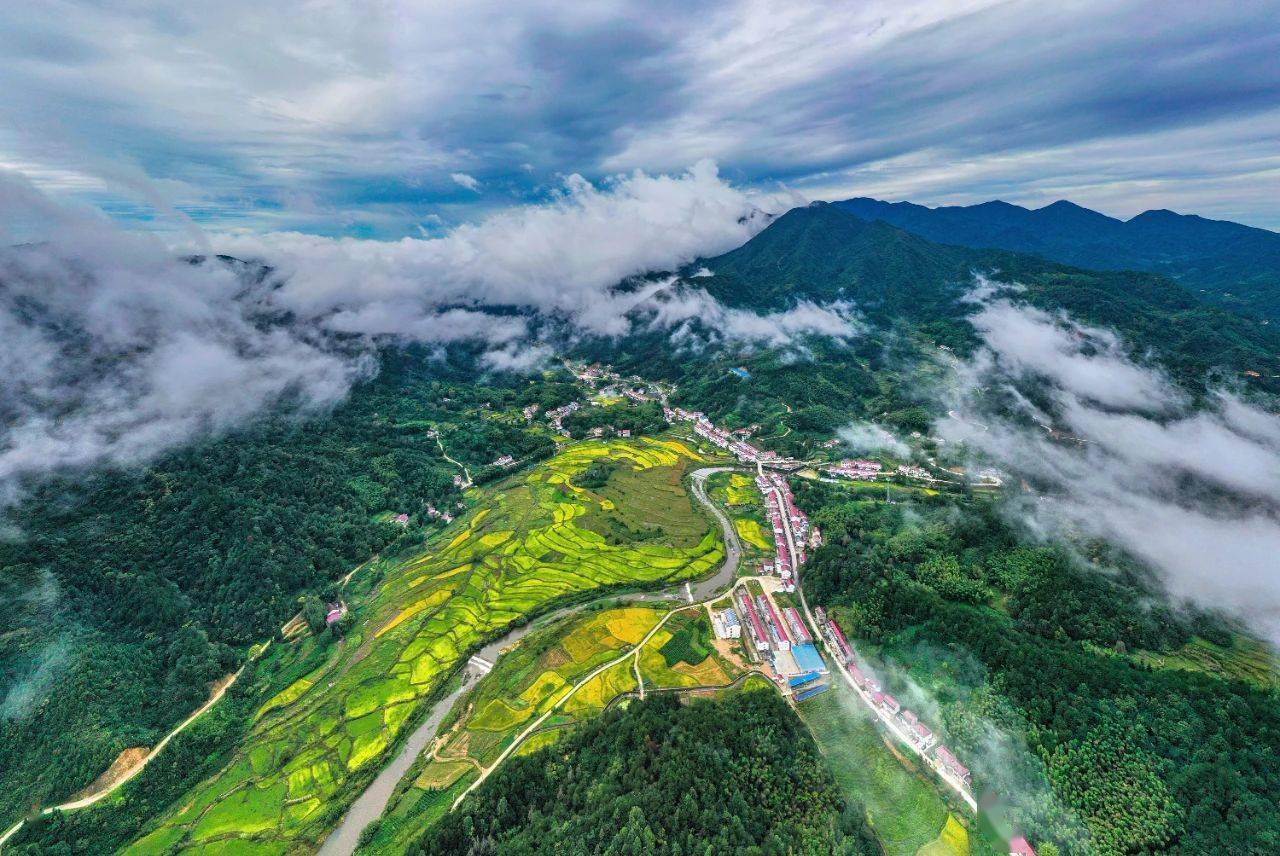 美爆了金寨长岭秋色