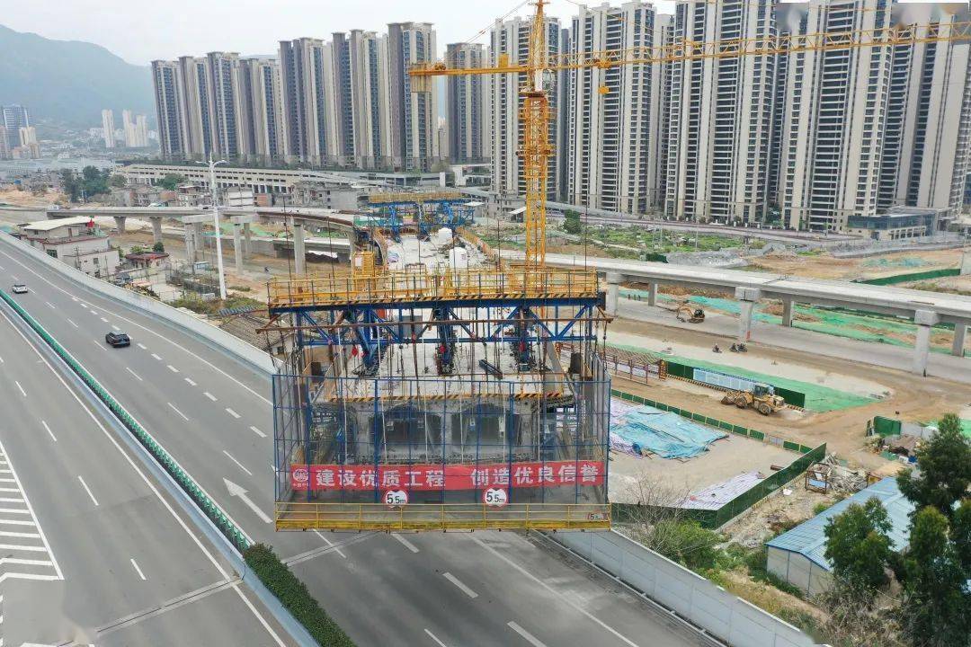 龙虎榜展播福州新店外环标准化建设保通车