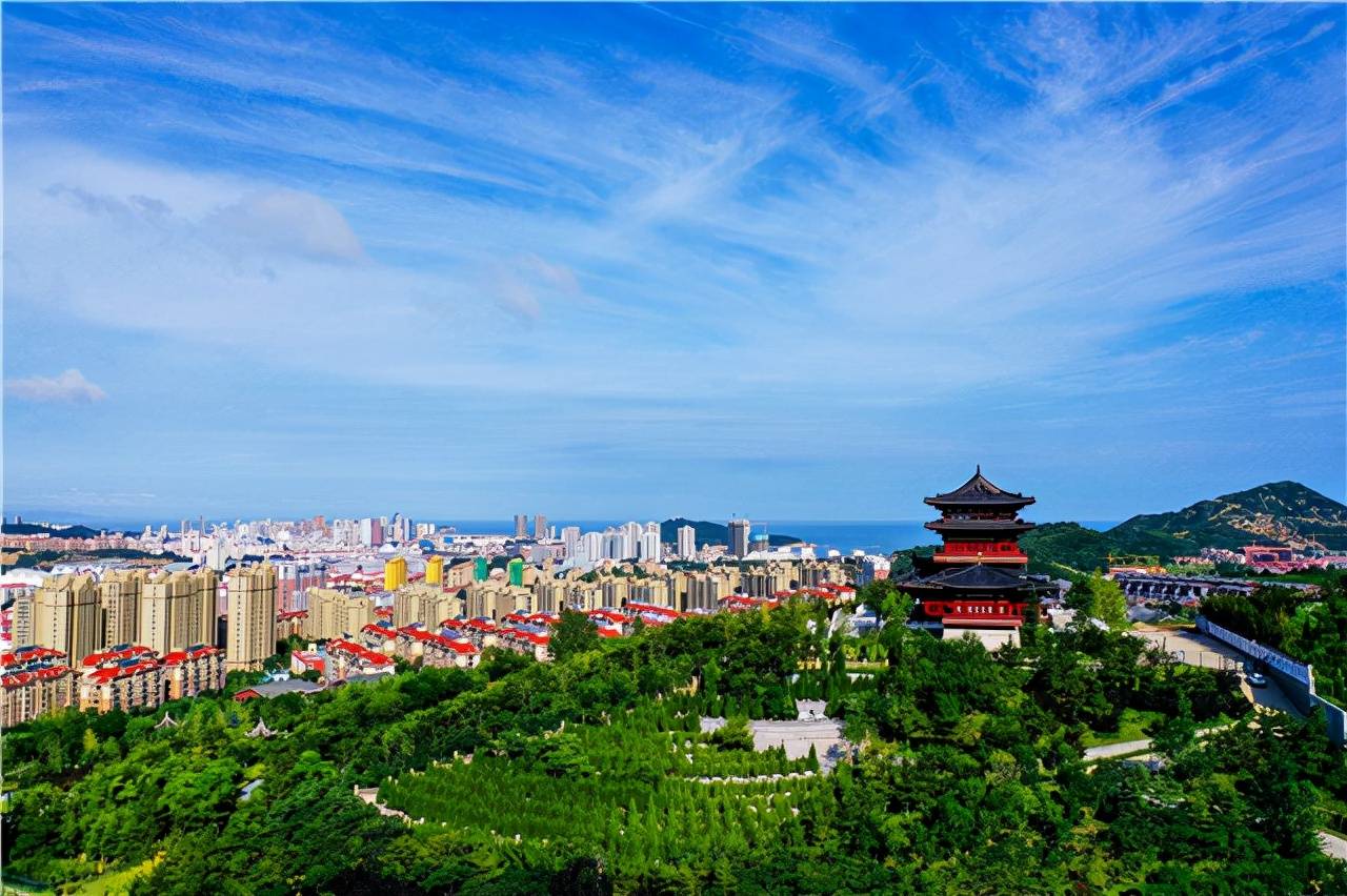 威海市环翠区温泉镇亿和社区分为南北两区,北区以回迁村民为主,南区则