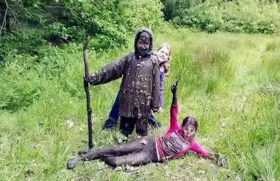 因为|每次送娃上学感觉自己像个人贩子？上学就哭的娃可以不上幼儿园吗？