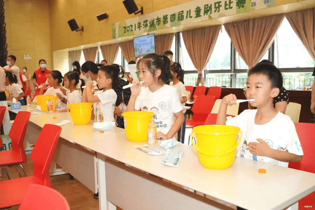 儿童牙刷排行榜_新标准生效两月余,拱北海关检出不合格进口儿童牙刷两万余支