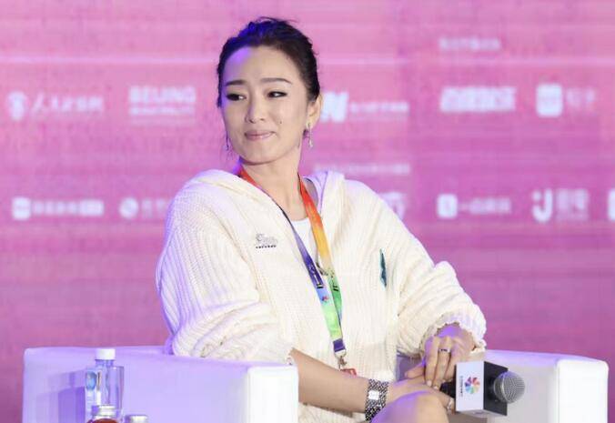 北影|北影节大师班巩俐开讲：“演员应用心表现人物”