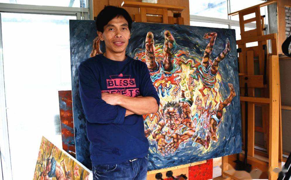 6岁那年有一天放学,熊庆华来到山脚下放牛,坐在草地上,被天边的白云所