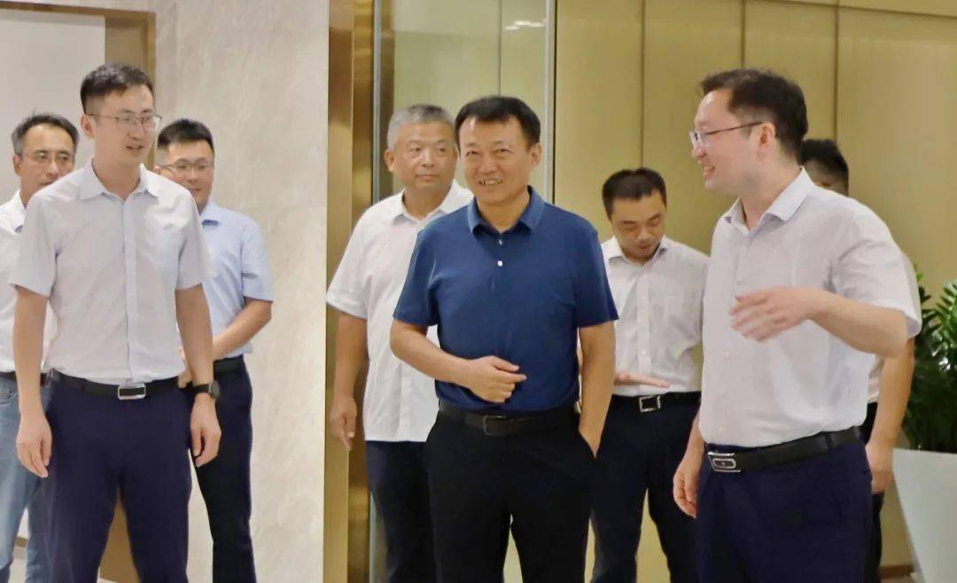 9月28日,一航局党委书记,董事长王洪涛到南方总部调研指导.导读