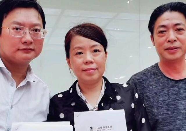 错换人生28年庭审现场杜新枝否认鉴定结果她究竟想干什么