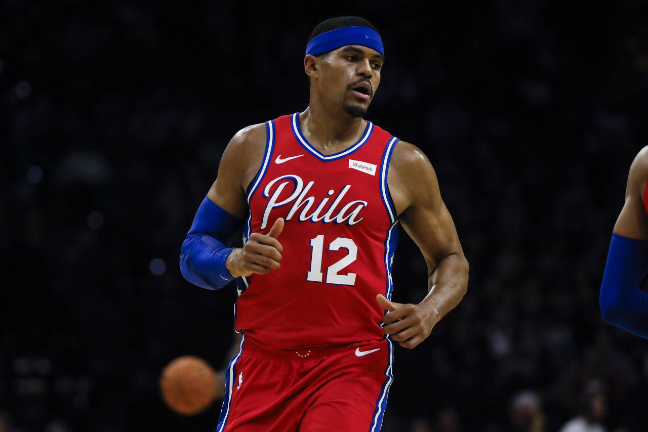 托拜亚斯-哈里斯:76人的训练重点是细节处理 大家都很兴奋