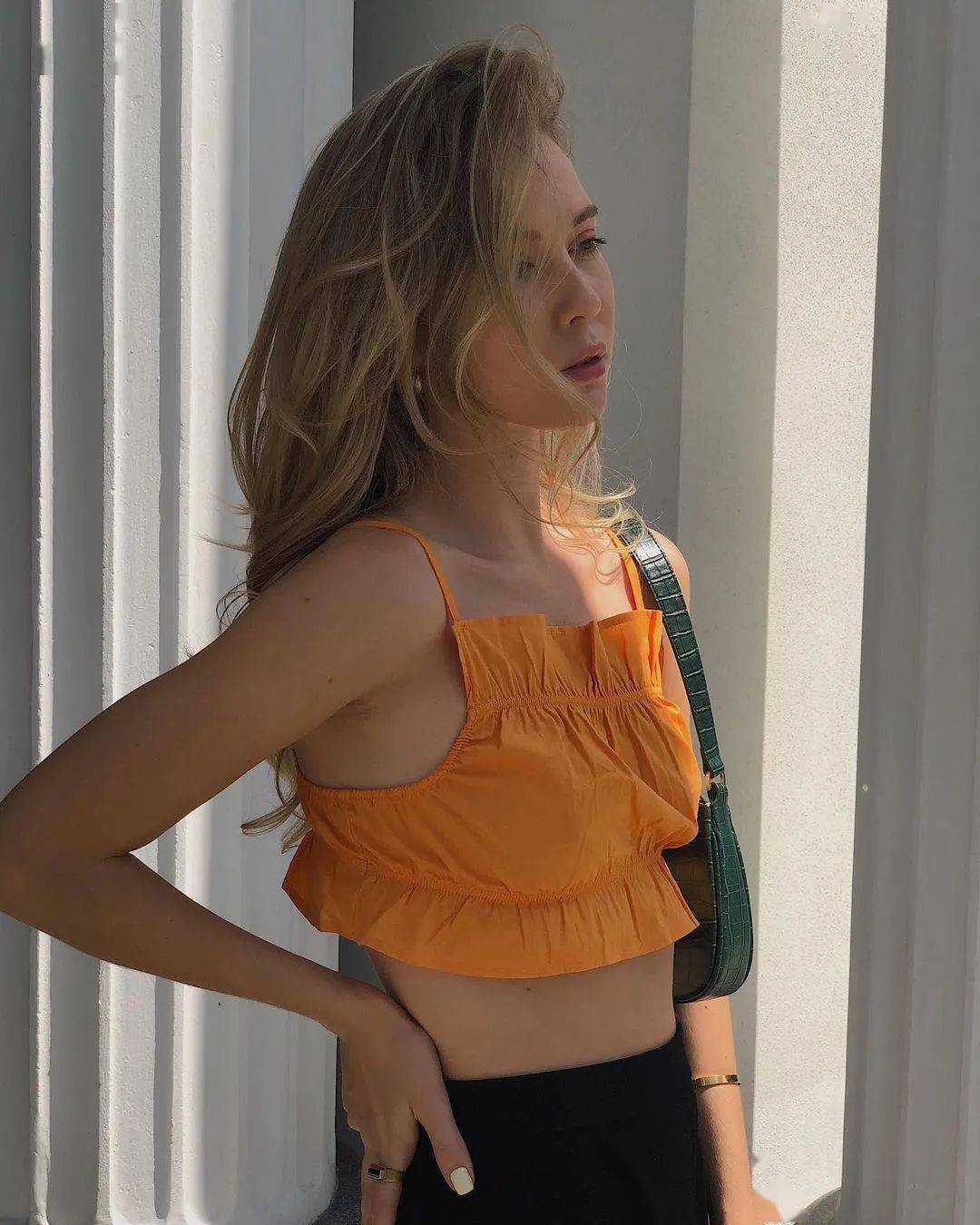 卷发种草｜超易上手的美发神器 秋日慵懒发型轻松打造