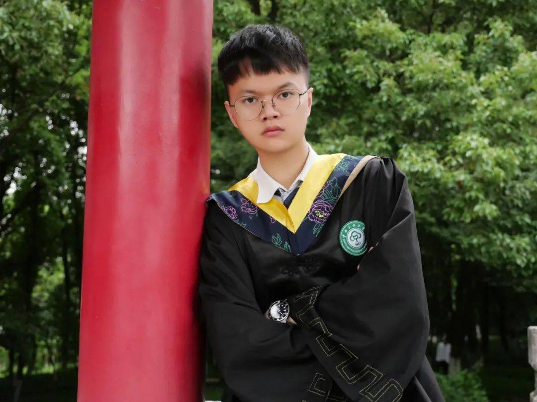 陈亦凡:从本科开始,就要做科研路上的"追光者"